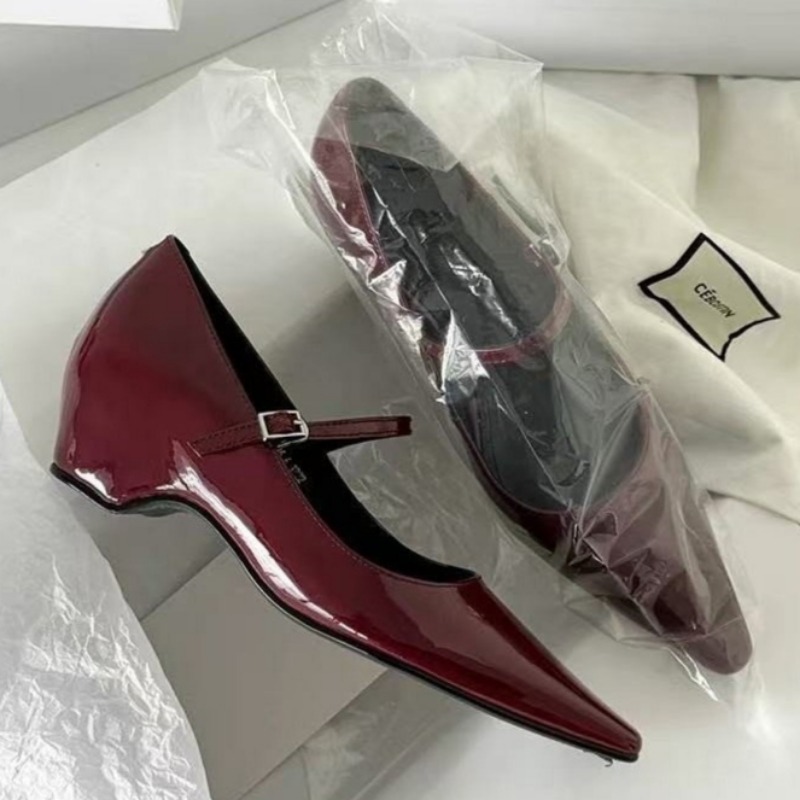 Mary Jane Shoes - รองเท้าส้นเตารีดแบบแมรี่เจน ดีไซน์หวานหรูหรา รุ่นใหม่ล่าสุดปี 2026 สำหรับผู้หญิง หัวแหลม