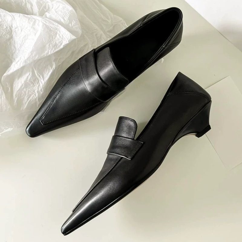 Women'S Shoes Kitten Heels - รองเท้าส้นเตี้ยหัวแหลม ดีไซน์หรูหรา สไตล์อังกฤษ หนังแท้ สำหรับฤดูใบไม้ร่วง เหมาะสำหรับผู้หญิงวัยทำงาน