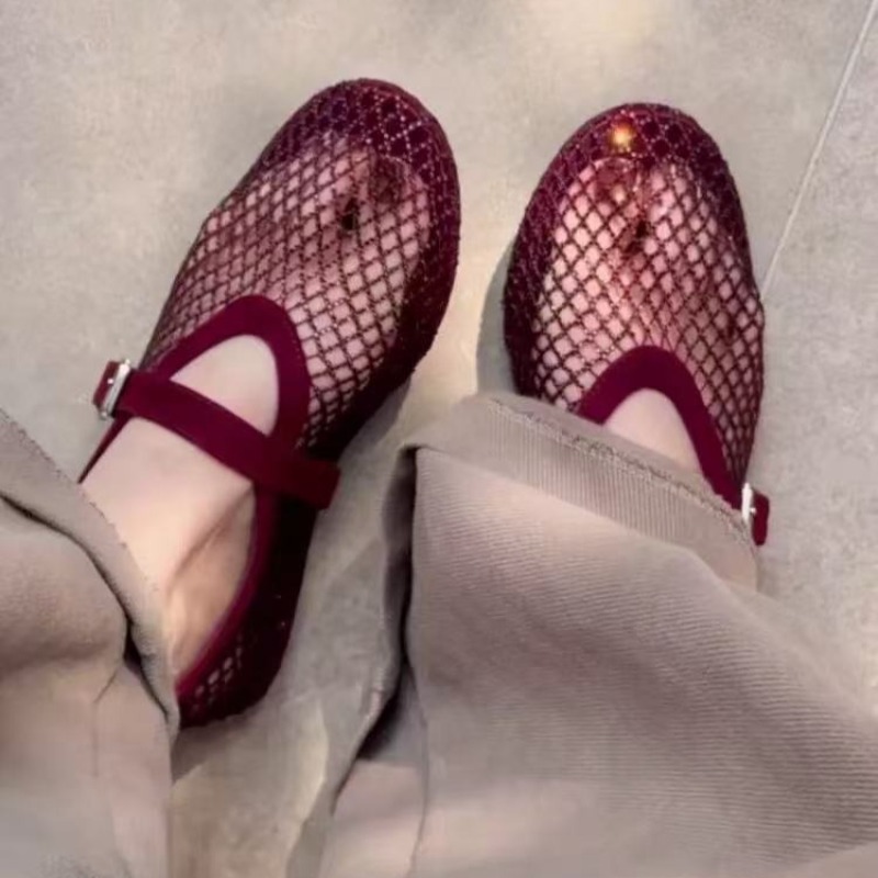 Mary Jane Shoes - รองเท้าแตะแบบสวมประดับเพชรทรงกลวงสำหรับผู้หญิง รุ่นใหม่ปี 2026 ระบายอากาศได้ดี ดีไซน์ตาข่ายแบบถัก สไตล์แมรี่เจน