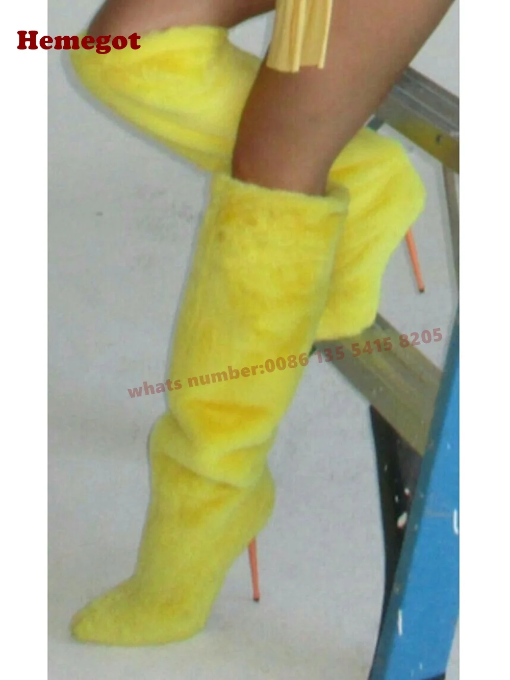 Women'S Shoes Yellow - รองเท้าบูทยาวสำหรับผู้หญิง ปลายมน ดีไซน์ตัดต่อ ทรงส้นเข็ม สีเหลือง บุขนสูงถึงเข่า