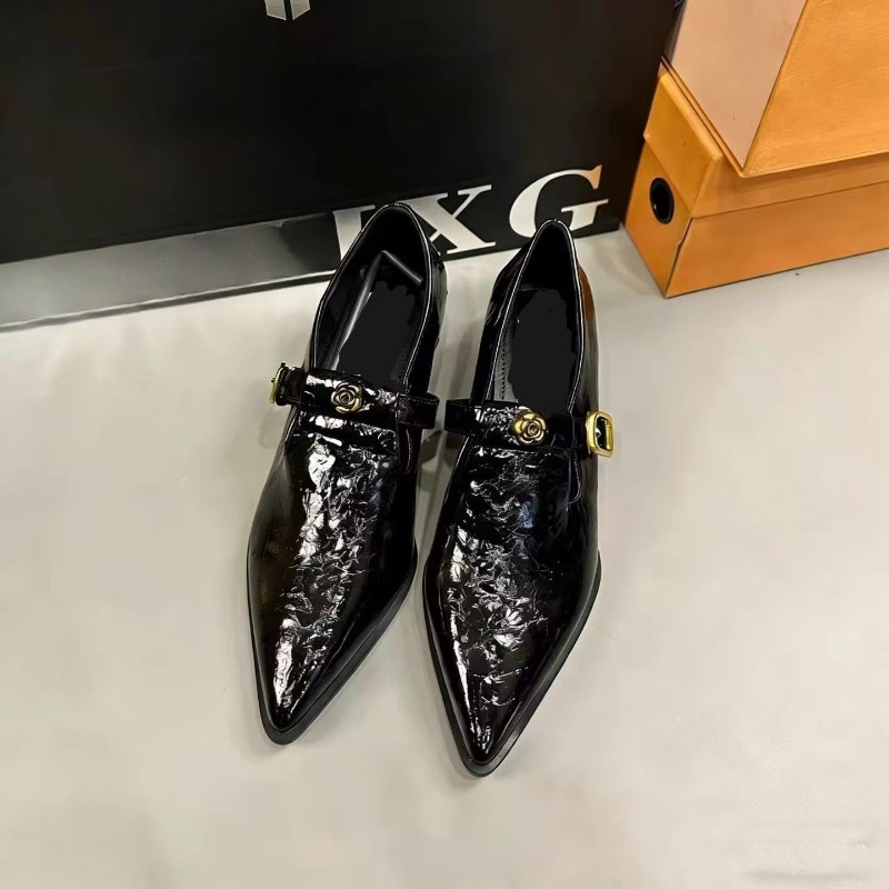 รองเท้าส้นเตี้ยแบบมีหัวแหลม พื - Mary Jane Shoes บทวิจารณ์และราคา