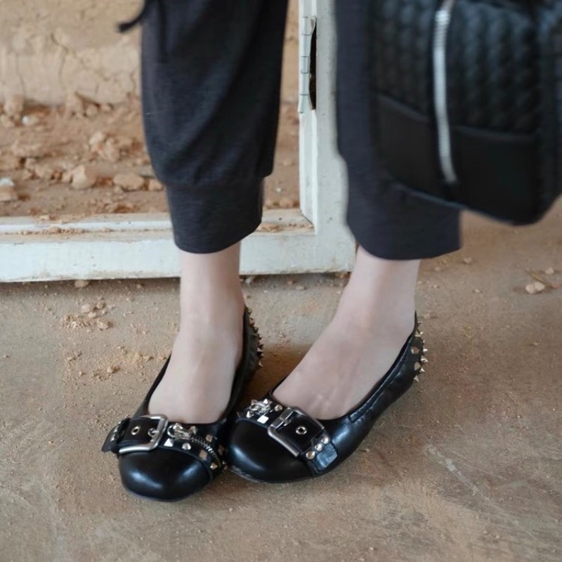 รองเท้าส้นเตี้ยหัวกลมแบบมีสายร - Mary Jane Shoes บทวิจารณ์และราคา